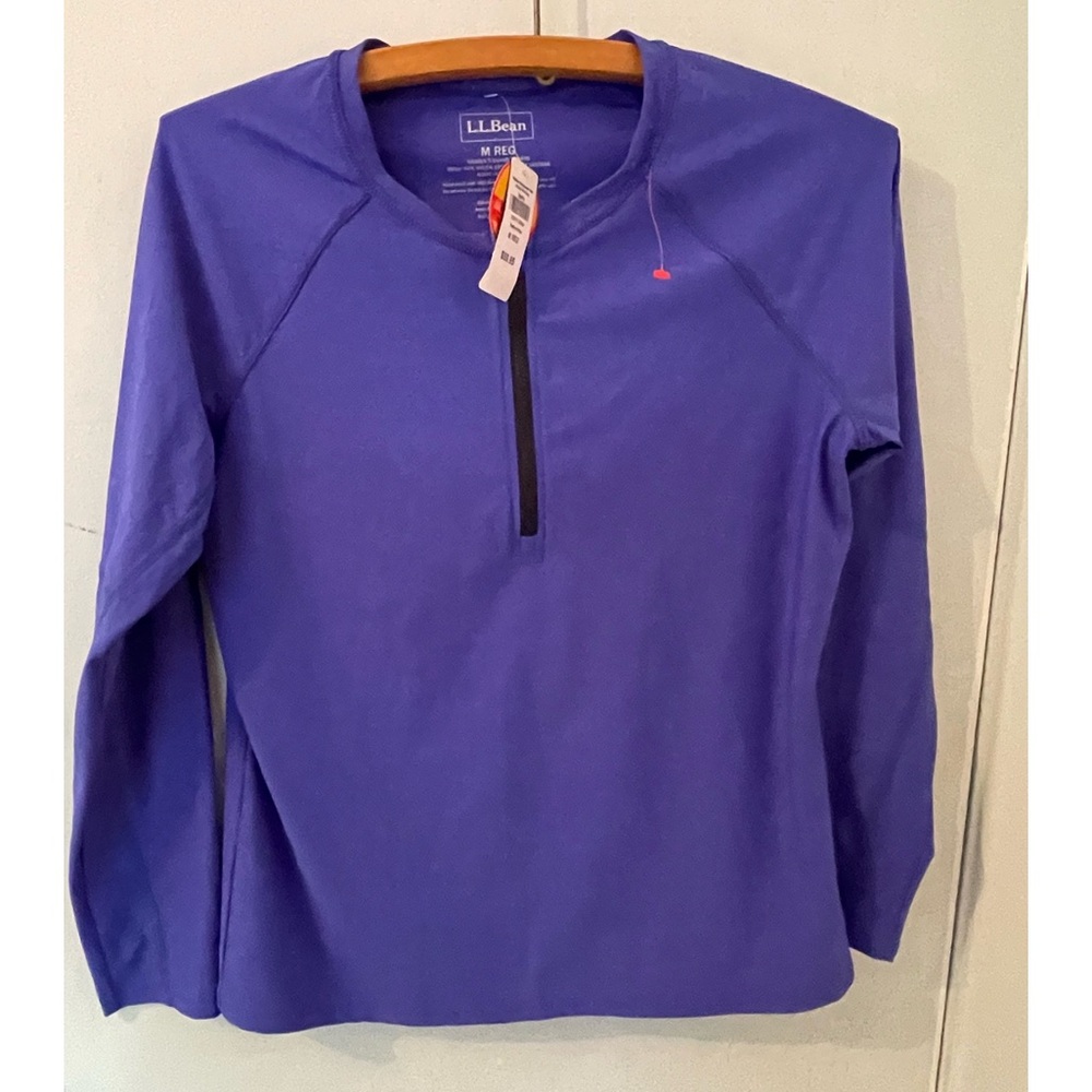 L.L.Bean half zip nylon pull-over top women’s Size medium blue Stretch